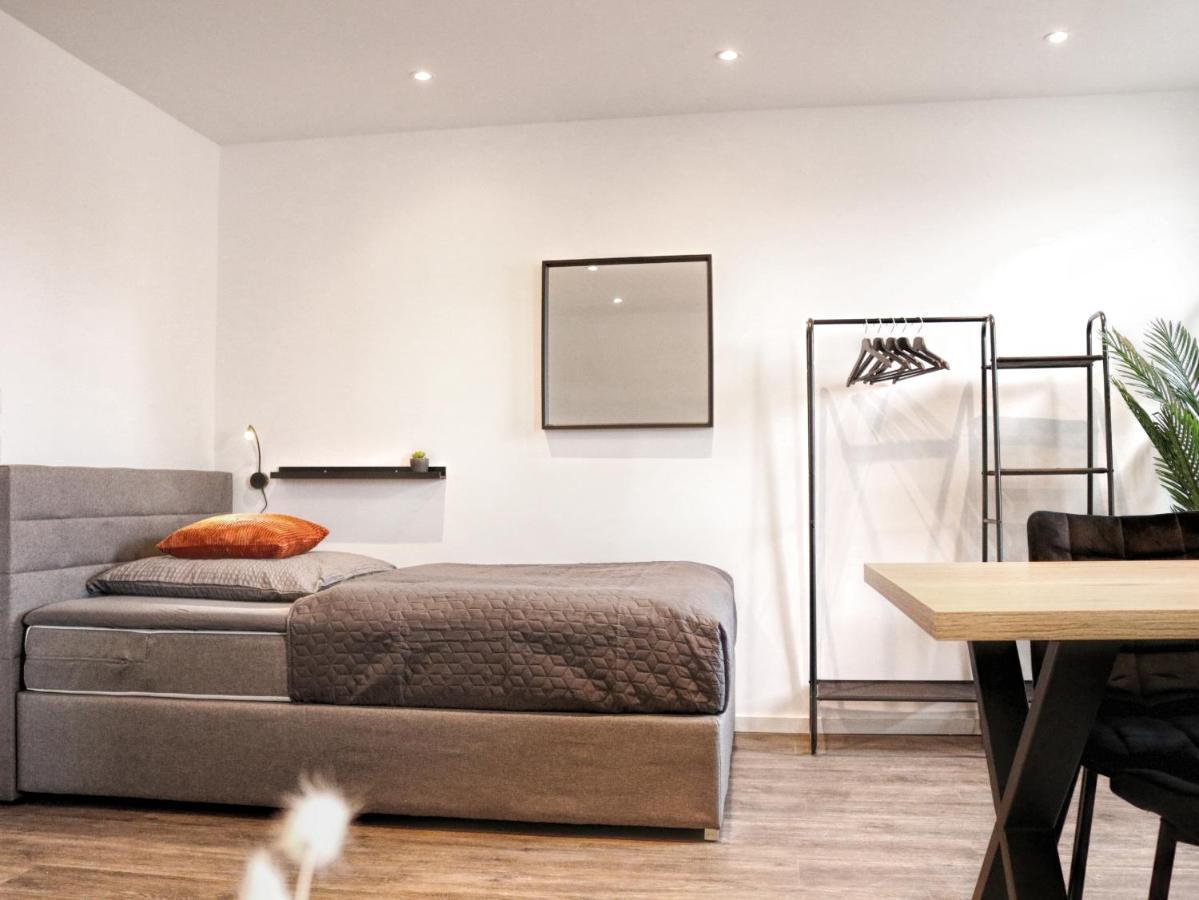 Lightplace • Groessere Gruppen • 4 Einzelzimmer • Boxspring • Smart Tv • Biergarten • Restaurant Брауншвейг Экстерьер фото
