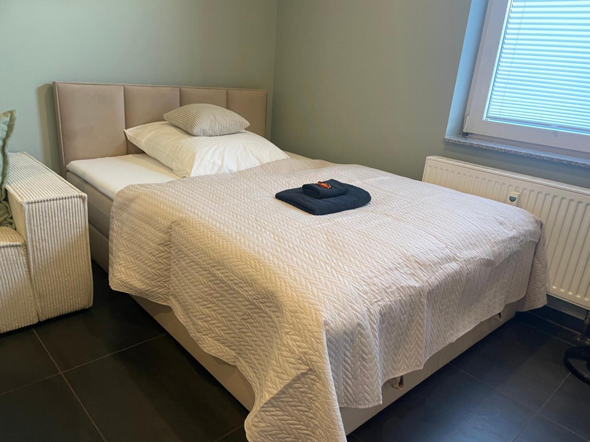 Lightplace • Groessere Gruppen • 4 Einzelzimmer • Boxspring • Smart Tv • Biergarten • Restaurant Брауншвейг Экстерьер фото
